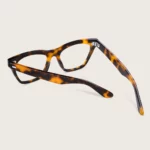 OEM ODM Customized Classic Sunglasses YETO-312