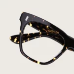 OEM ODM Customized Classic Sunglasses YETO-312