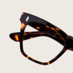 OEM ODM Customized Classic Sunglasses YETO-312