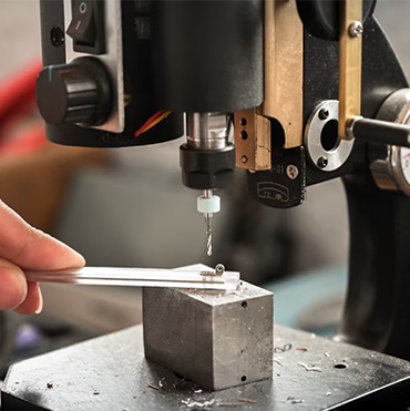 Ingegneria di vestibilità di precisione